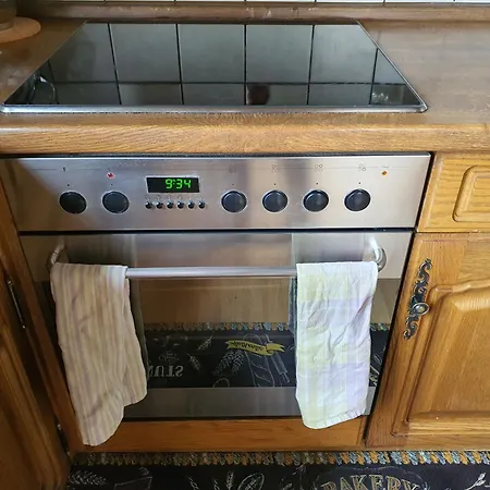 Majo - Rustikal & Entspannt Perfekt Fuer Arbeit Oder Auszeit Lägenhet *