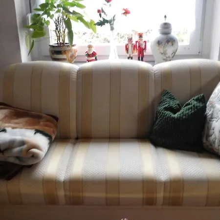 Majo - Rustikal & Entspannt Perfekt Fuer Arbeit Oder Auszeit