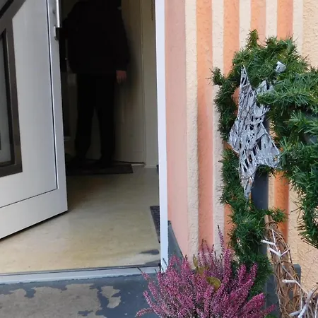 Lägenhet Majo - Rustikal & Entspannt Perfekt Fuer Arbeit Oder Auszeit